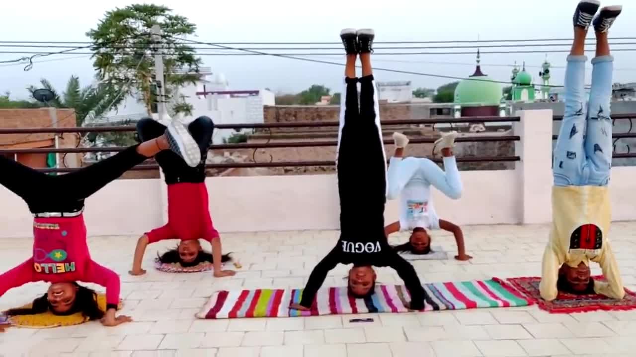 Head Stand Challenge 🔥_ Ishu Kunal Payal Antima Riya _ Mk Studio Vlog _ Mk Studio