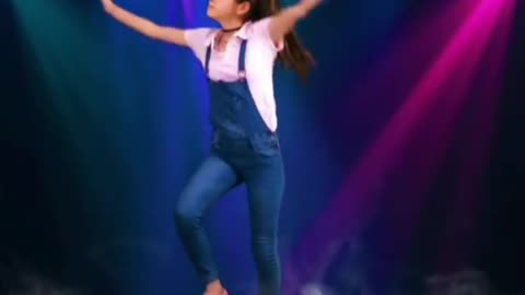 Beautiful dance of little lady Selena 💃💃 😍😍😉🔥🔥