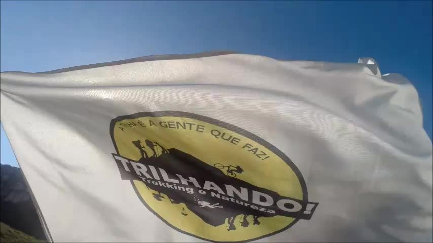 Bandeira Trilhando Trekking