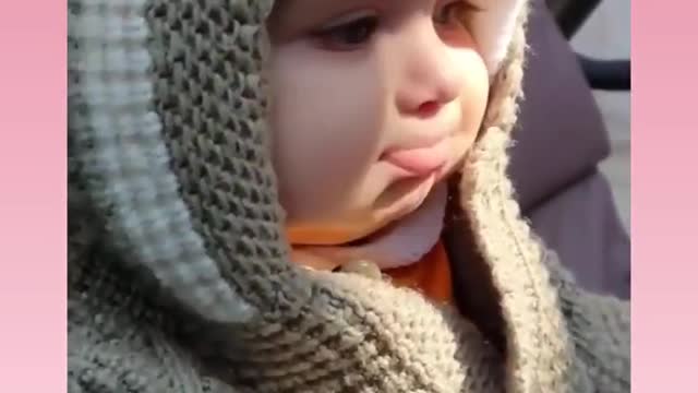 cute baby making jokes