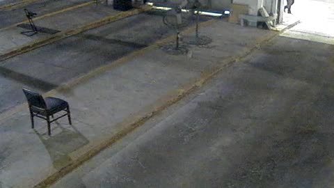 3138RHOBG3CStGarageLeftDoor_2021-01-06_21h10min39s743ms.mp4