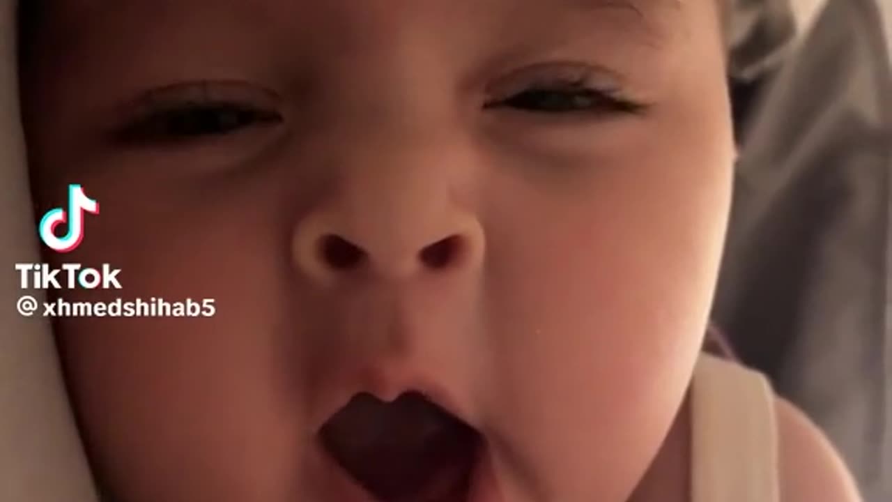 Cute baby, Don’t miss it.