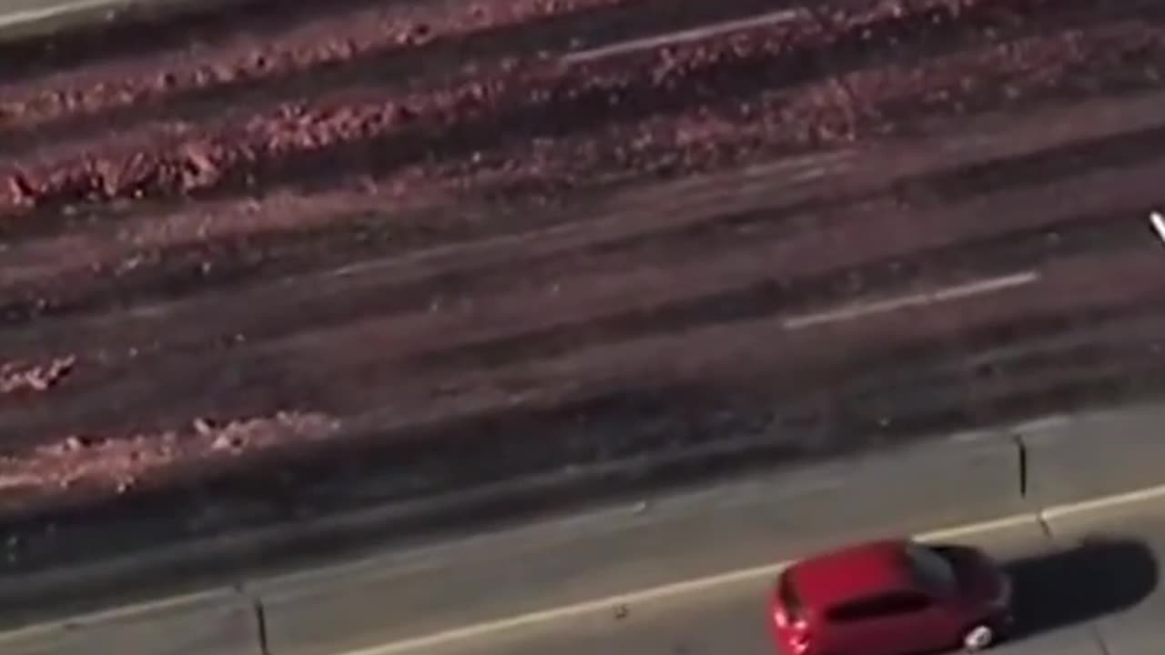 Meat spill on Oakland highway causes traffic jam