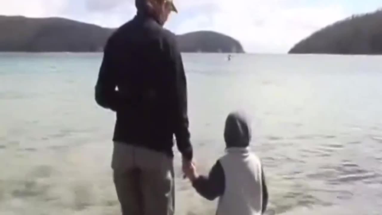 Andrew McAuley leaves his family in 2007 to kayak 991 miles across the Tasman Sea to New Zealand