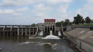 DJI Mavic Air 2 Test Drone Footage at Lake Overholser Damn Oklahoma City