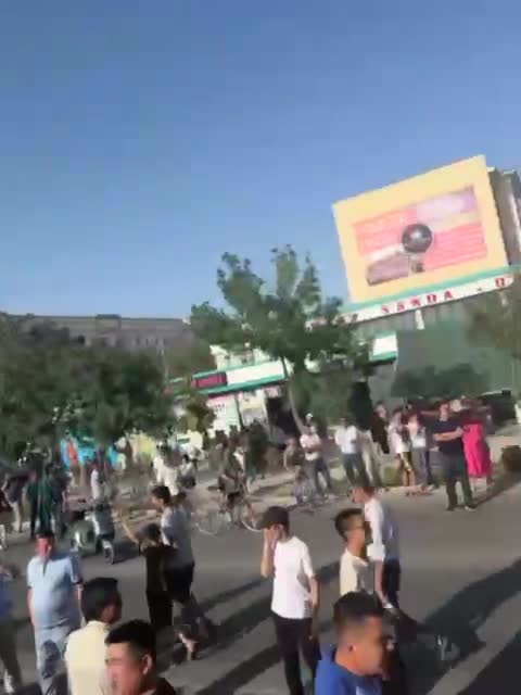 A rally in the capital of the Republic of Karakalpakstan (part of Uzbekistan).