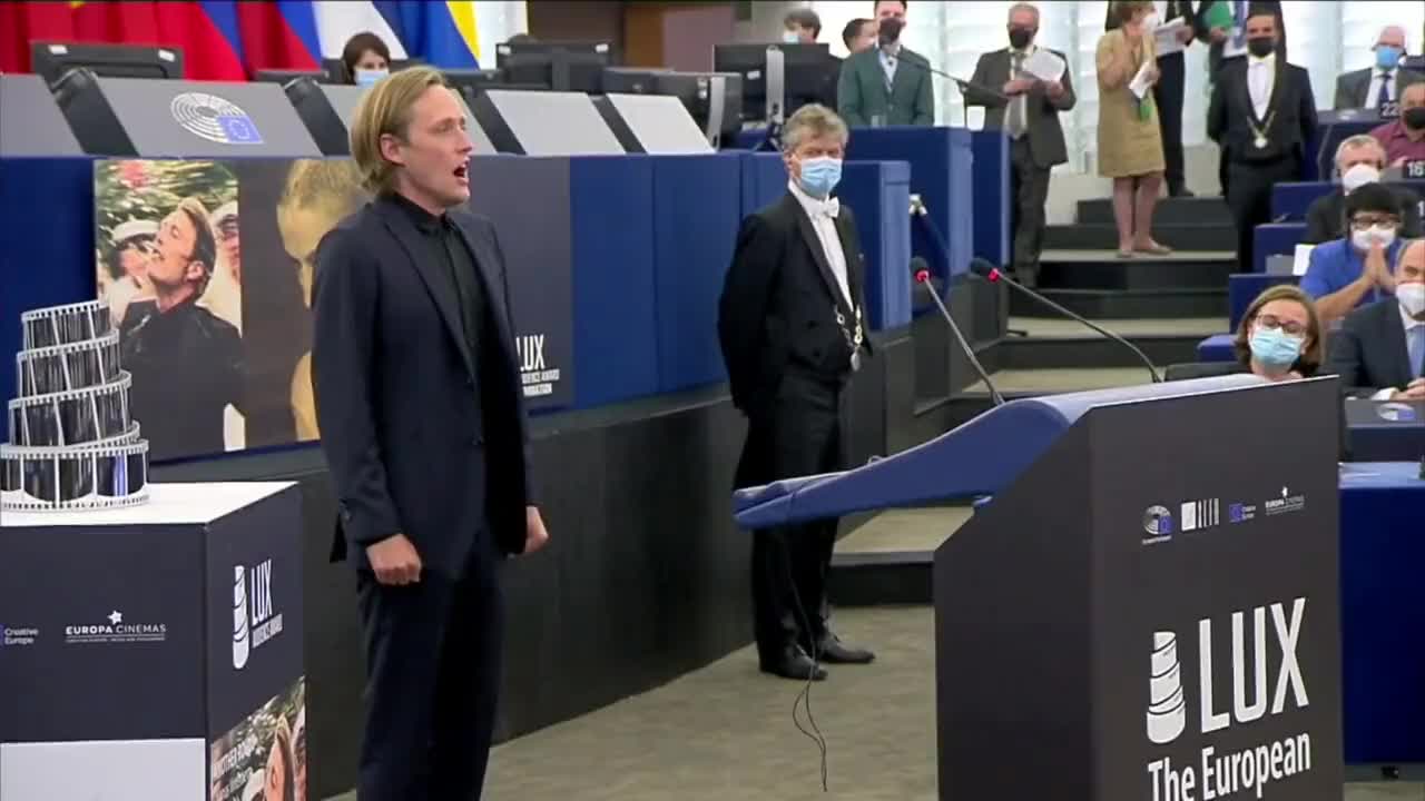 ΠΟΛΙΤΙΣΜΟΣ ΣΤΗΝ ΕΥΡΩΒΟΥΛΗ.