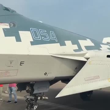 Russia defends its fighter despite failure at China Airshow