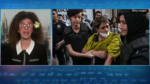 Iranian journalist asks for strong support