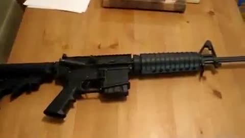 Del Ton AR15 (Old 2009 Vid) My first Video