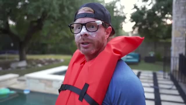 WHY LIFEJACKETS SHOULD BE MANDATORY - JP SEARS