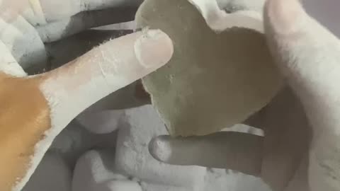 ASMR chalk crush