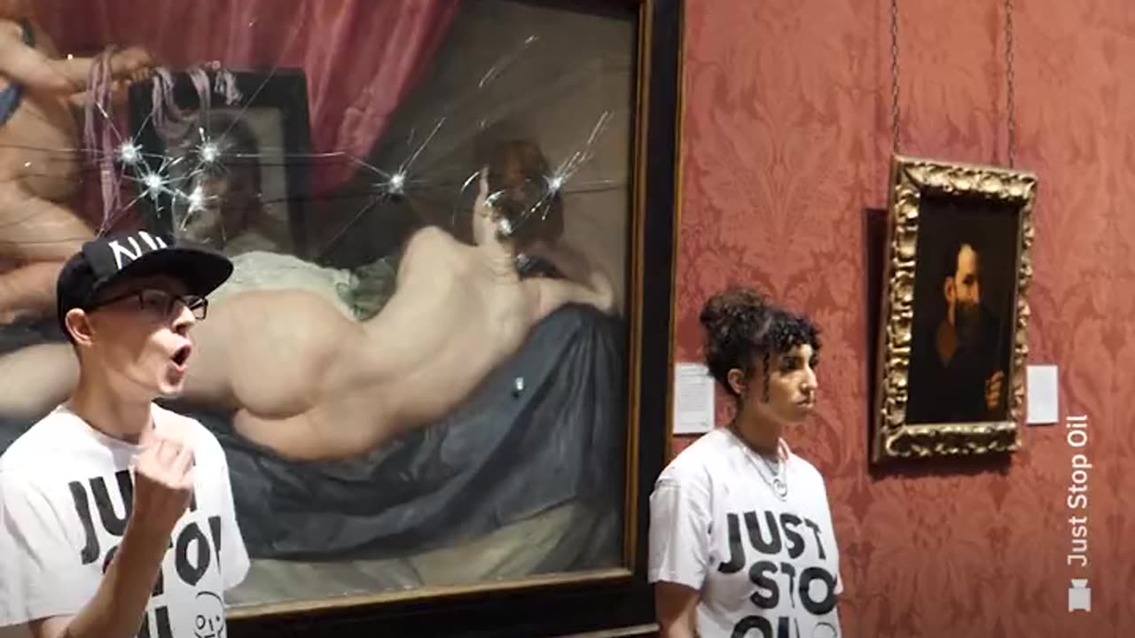 Oil protestors smashed the glass by hammering on a painting in London's National Gallery.