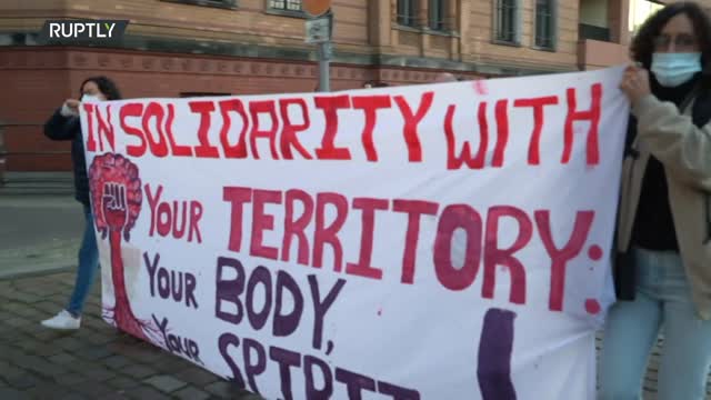 Germany: Zapatistas hold boat demo and march against 'capitalist colonialism' in Berlin - 08.10.2021