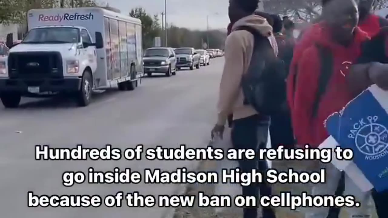 Students Protest School Cell Phone Ban