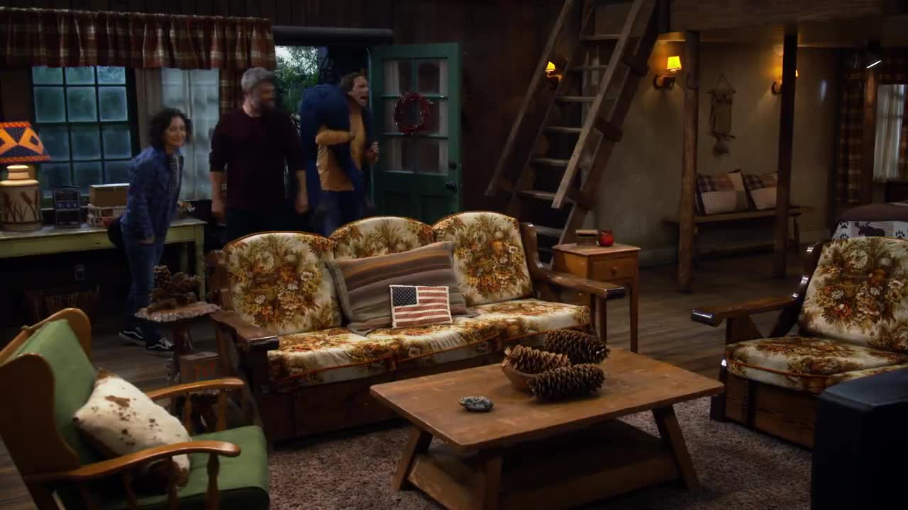 Everyone's Honeymoon Plans Get Complicated - The Conners