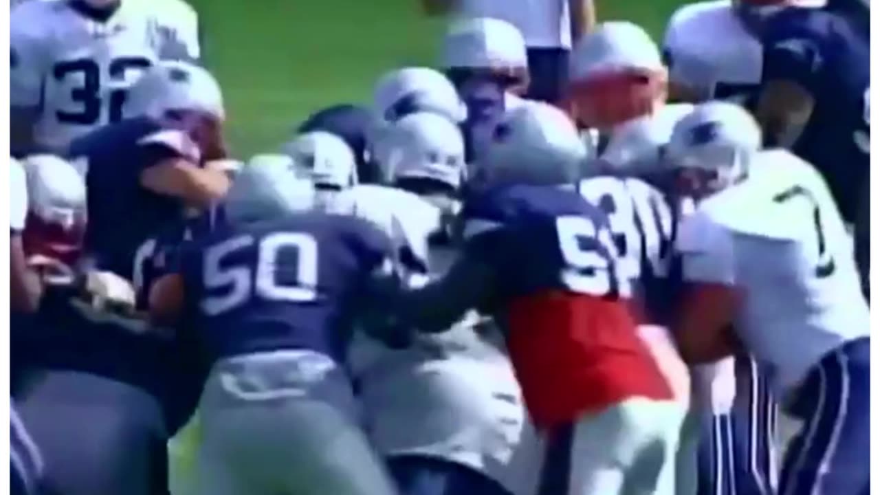 Bill Belichick Enjoyed This Training Camp Fight! 🙂