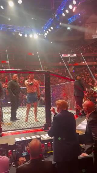These UFC videos are a beautiful site & reveal so much love that America has for President Trump