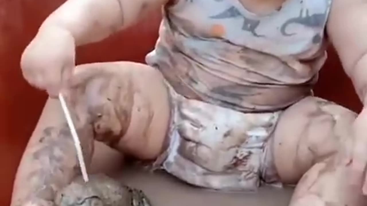 Cute baby frog's funny video viral