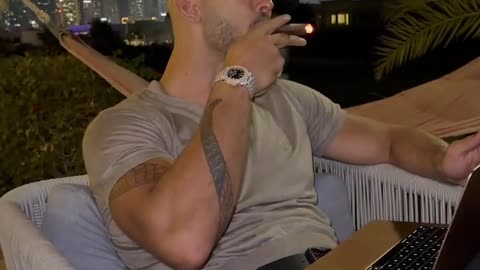 ANDREW TATE JUST CHILLNG.........