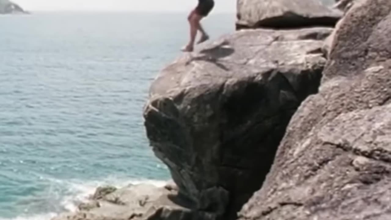 He escape because he doesn't want to die in persion.
