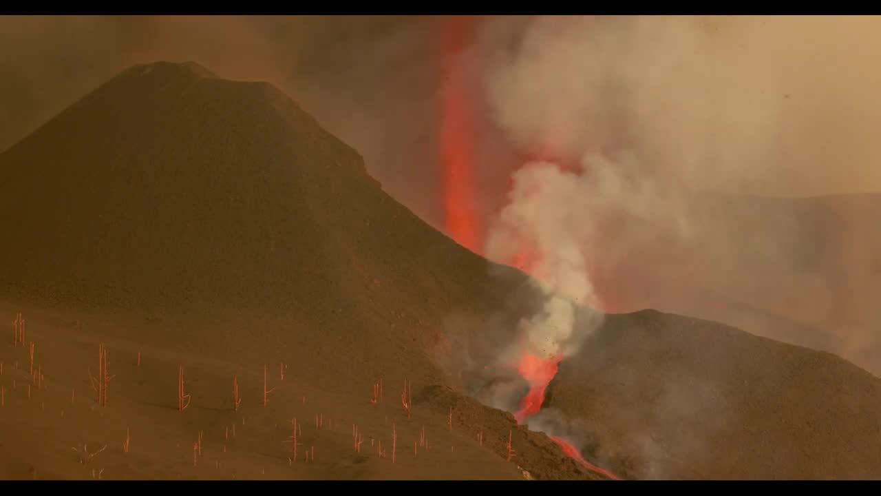 Volcano Erupting in la Palma Island as Lava Shoots up and Flows Down