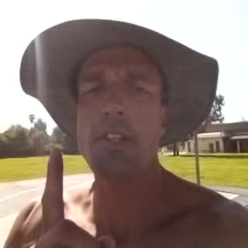 World-Famous Cocoa Break, 10:03am, "The Orca Breach = The Cocoa Break!" Apr 29, '23.