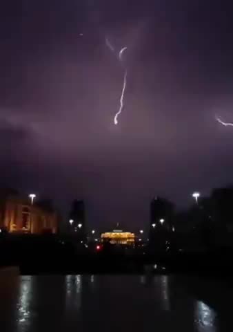 AN UNidentified Object DURING the Thunder STORM UFO