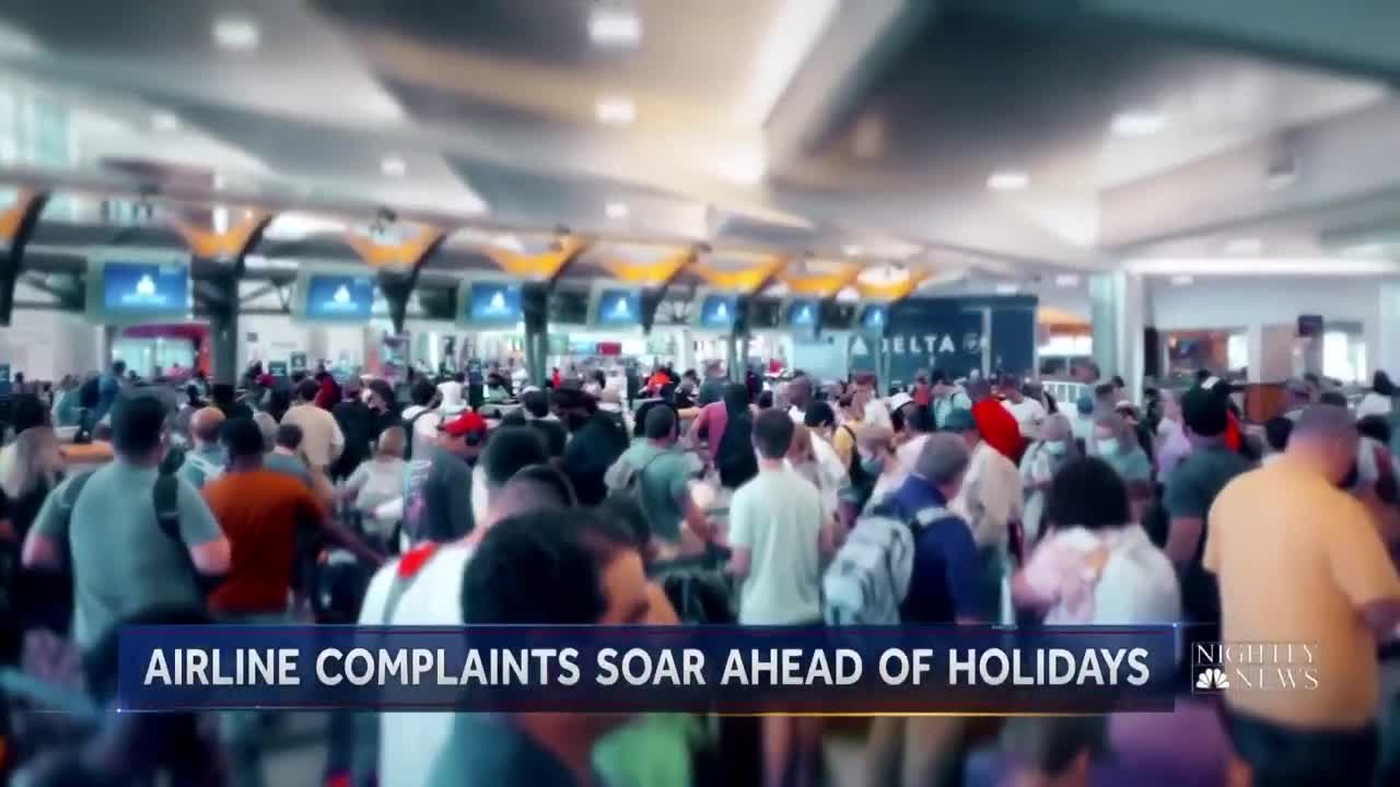 Airlines Prepare For Holiday Travel Chaos