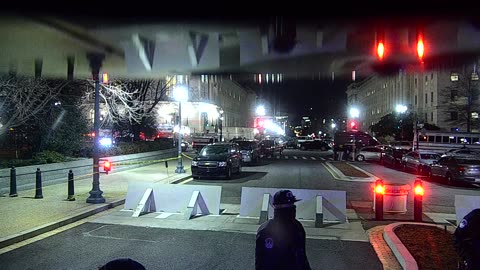 0672USCG00K25SouthBarricadeInbound_2021-01-06_17h57min19s047ms.mp4