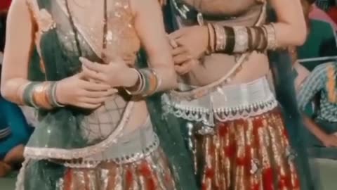 Comedy dancer