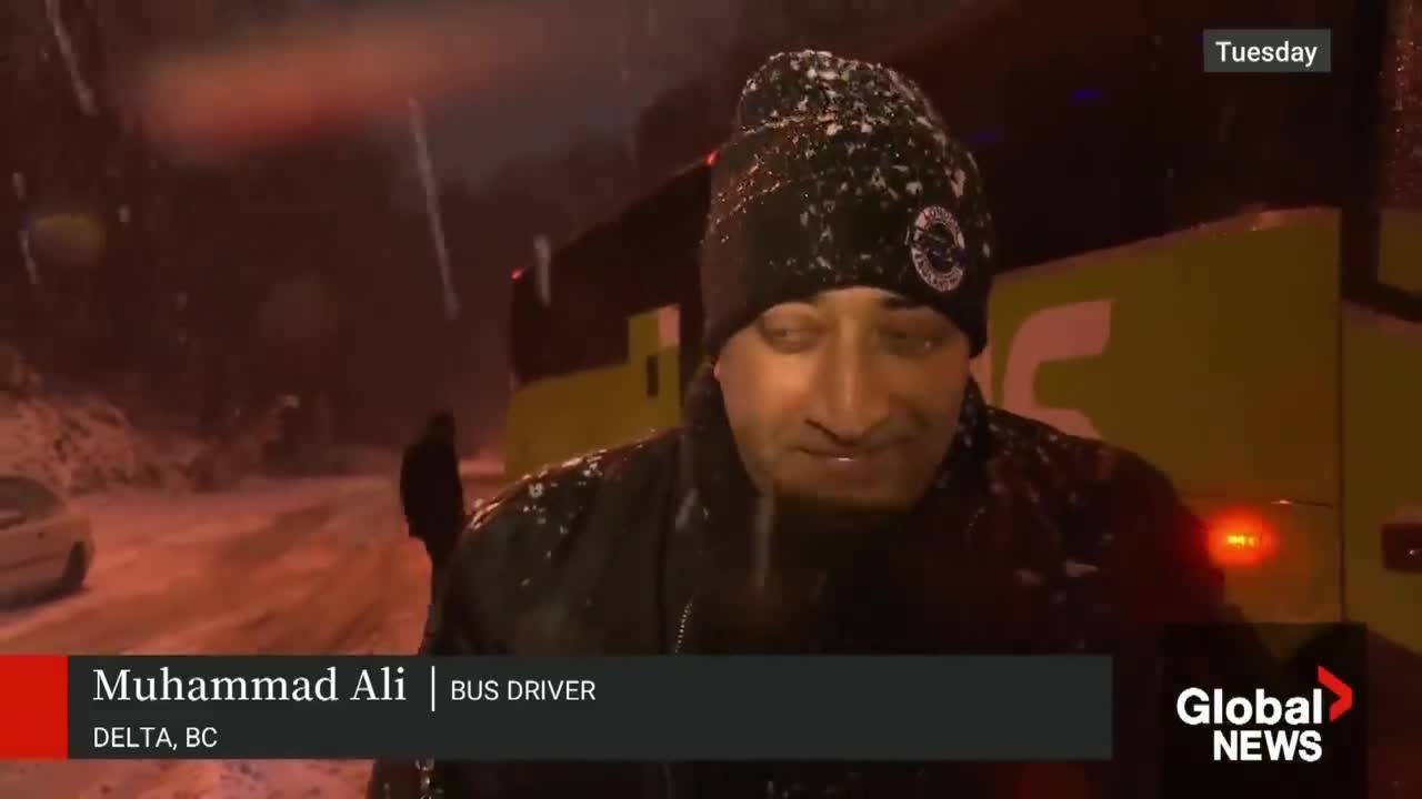 _An 8-hour commute home__ Drivers trapped, cars abandoned amid Metro Vancouver snowstorm