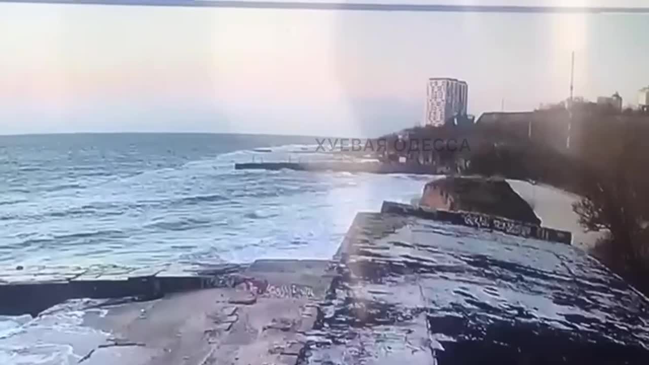 Illiterately placed TM-62 mines began to detonate on Odessa beaches