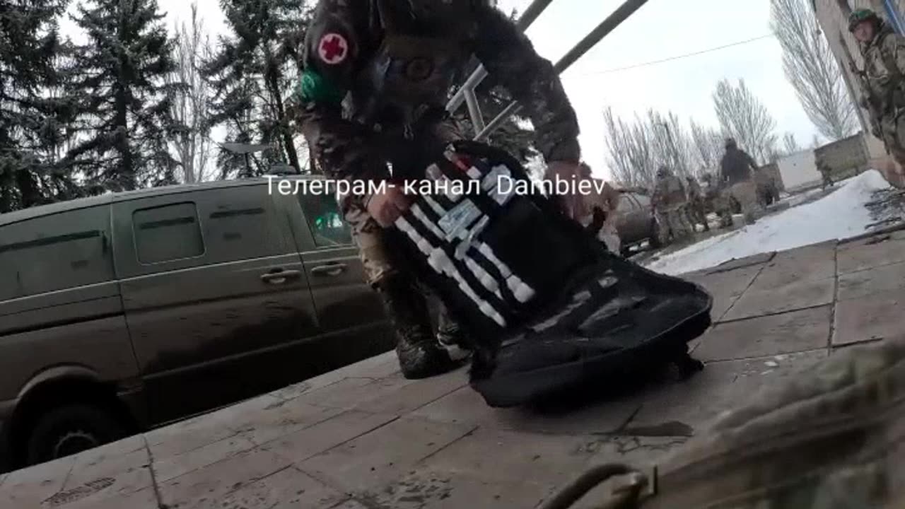 Ukrainians came under fire on the road to Bakhmut