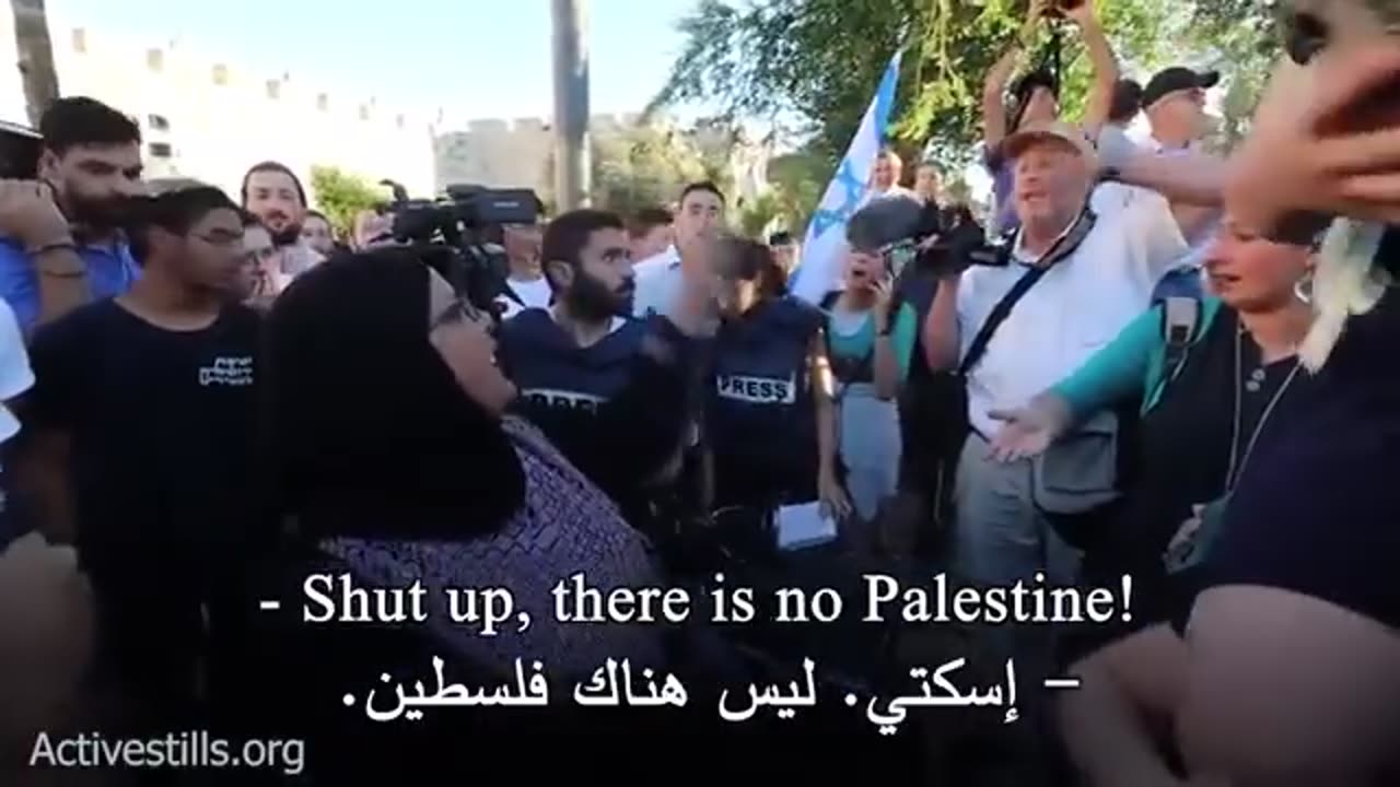 ISRAELI CHANTS TOWARD PALESTINIAN PEOPLE