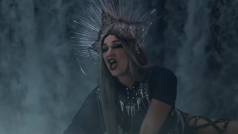 KARRA - Underwater | Official Music Video