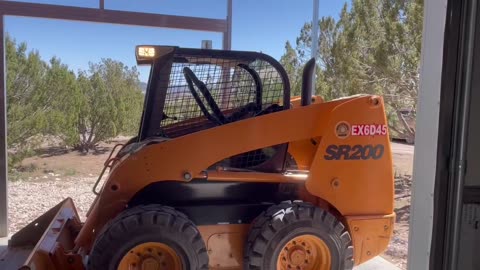 2011 CASE SR200 SKID LOADER