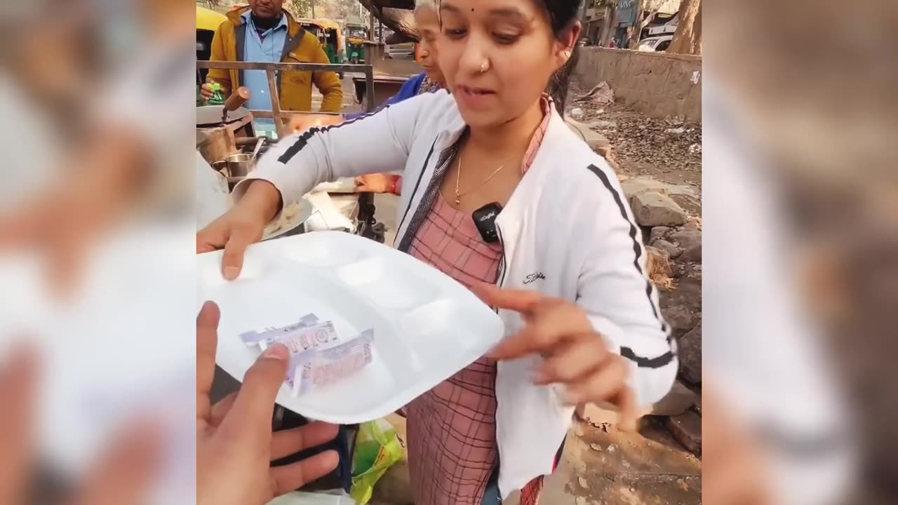 दीदी ने पैसे लेने से मना कर दी 😀Special thali😋 मात्र ₹40