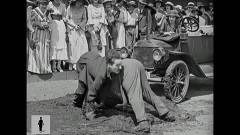 Stuck in a tar ( A Day's Pleasure ,1919 ) | Charlie Chaplin World