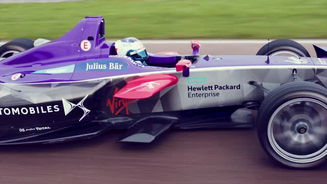 Driving The New DS Virgin Racing Car On A Wet Race Track!