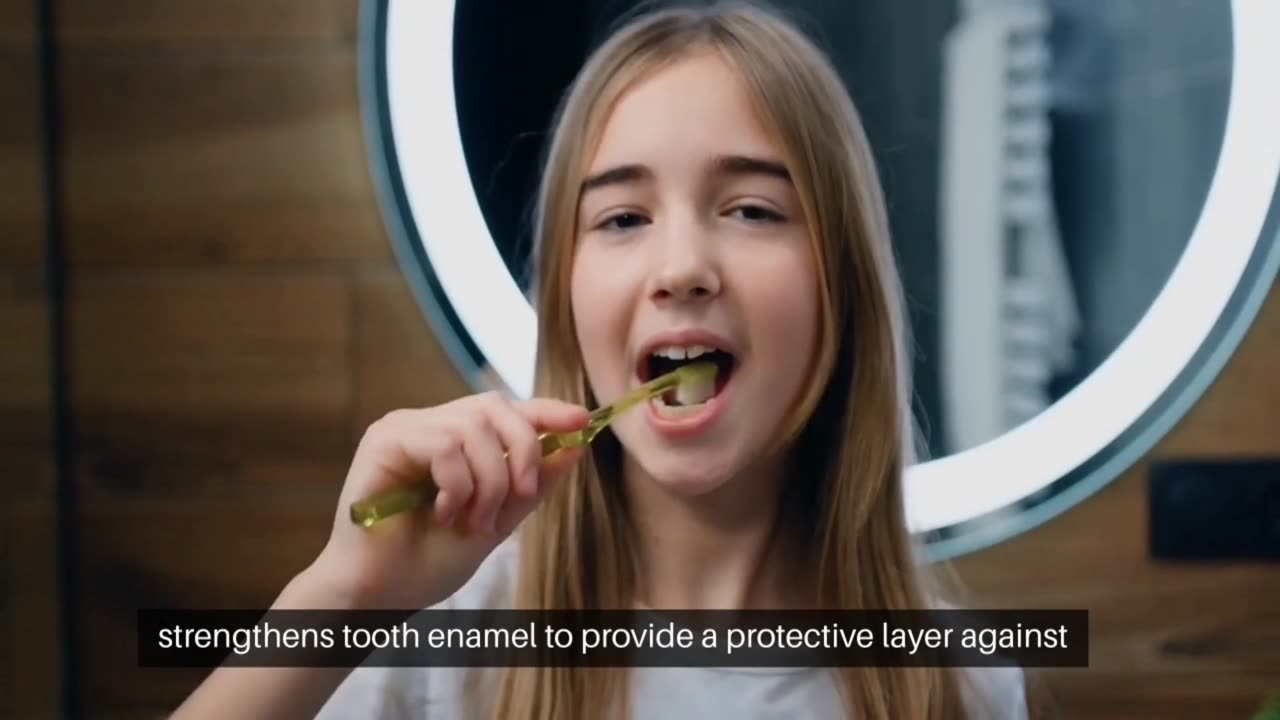 Teeth cleaning - zoracel dental gummy