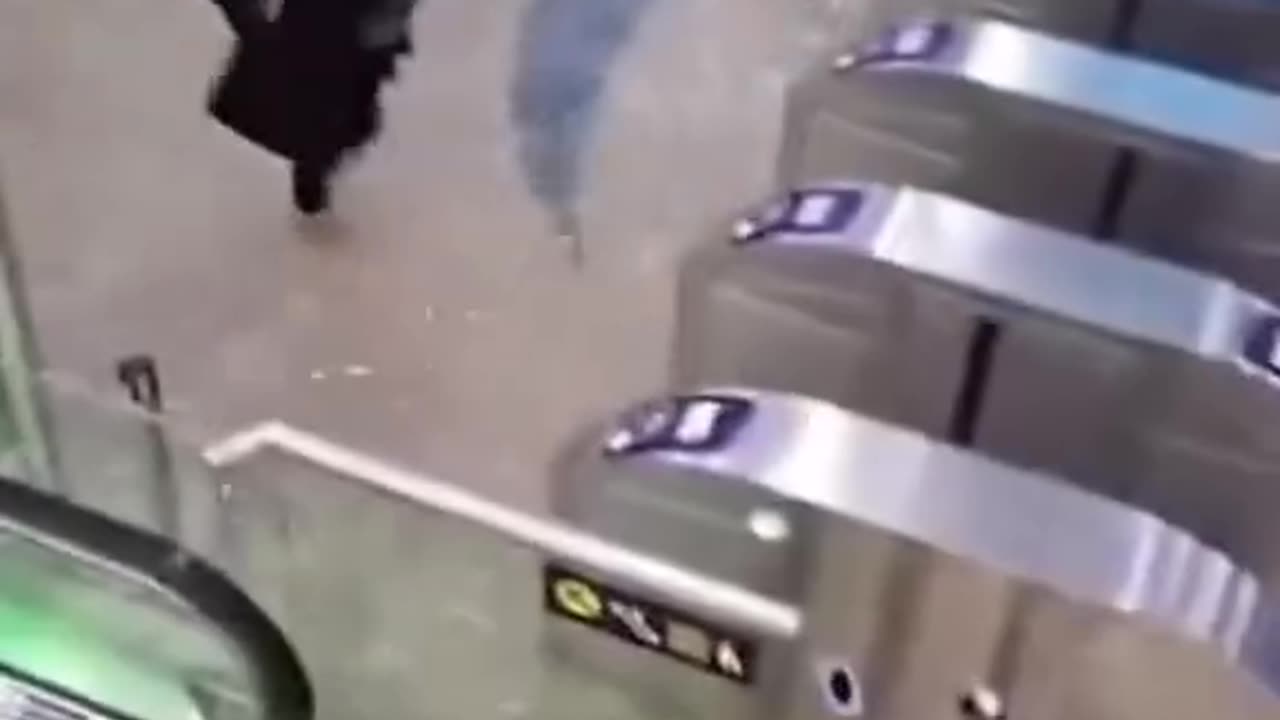 The storm that struck the Emirates 2