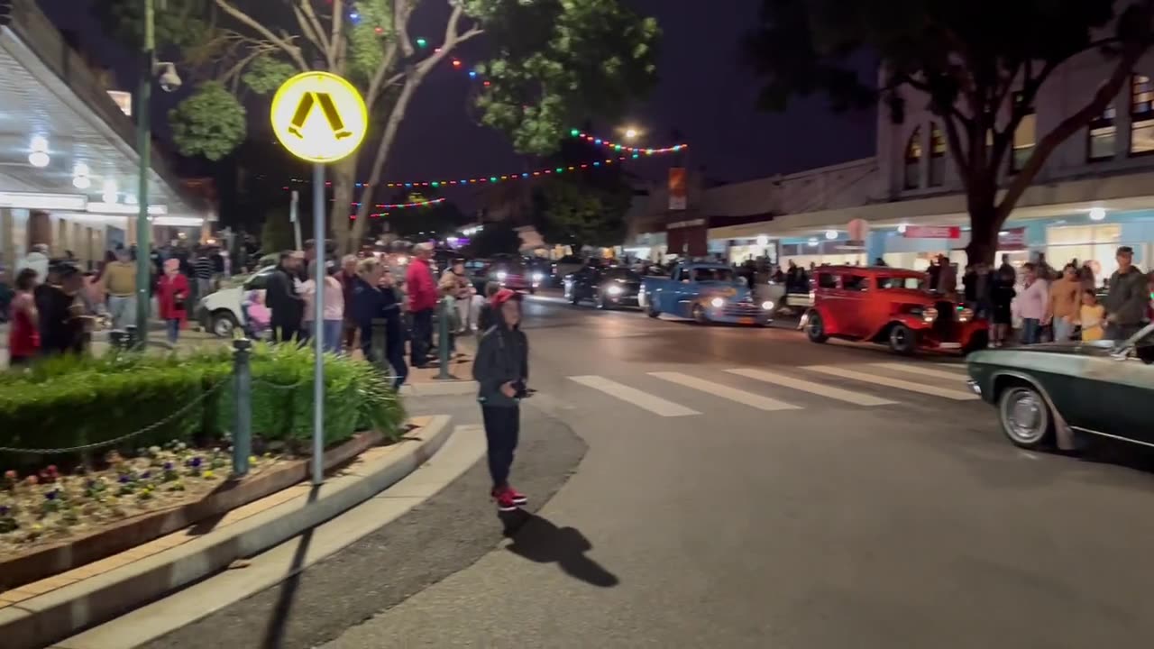 Narrandera Rod Run 2023 (night) 18 Cruisin no boozin