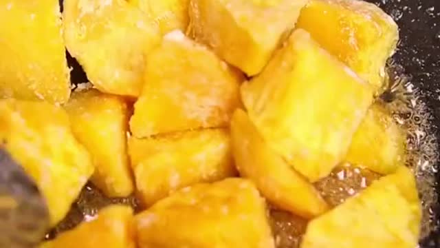 Chinese cuisine—Hot candied sweet potato