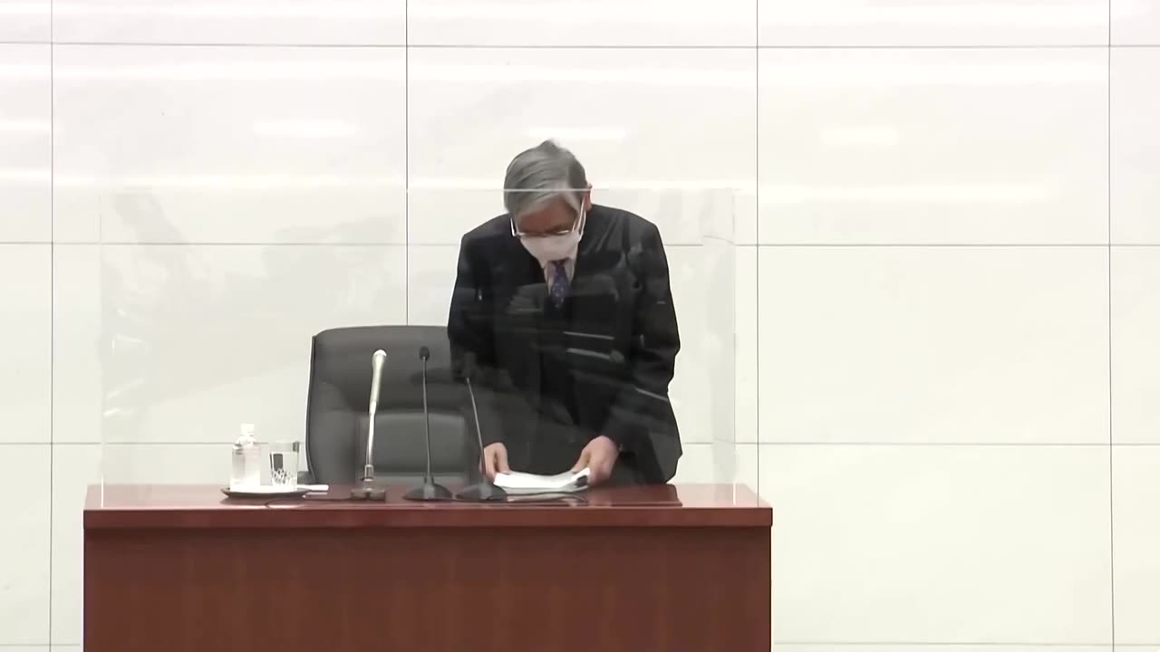 Kuroda holds steady course at last BOJ meeting
