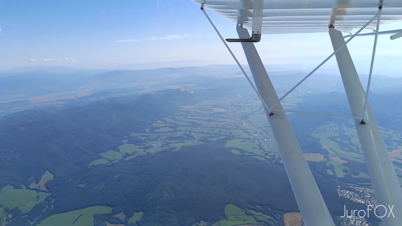 Flying to Prievidza, LZPE via Orava