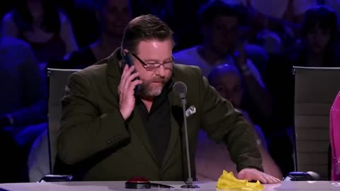 Young Magician AMAZES the Judges and Crowd