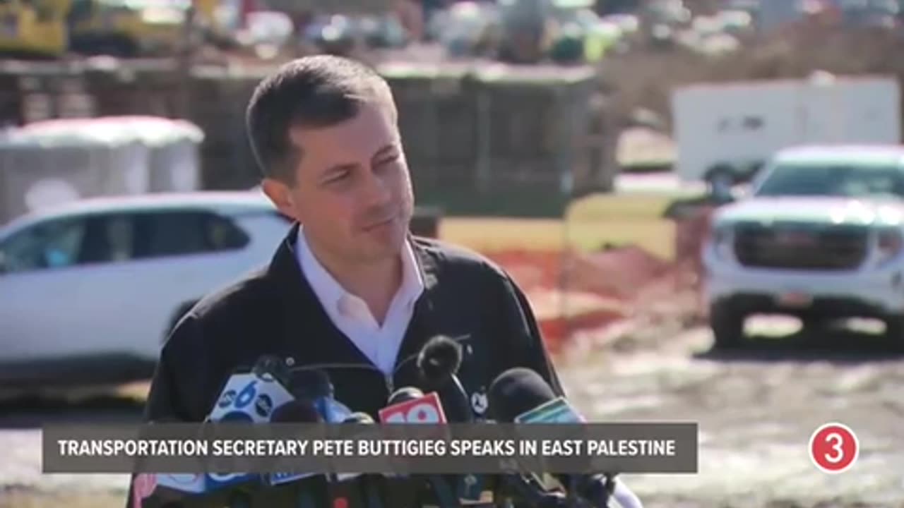 Pete Buttigieg “Sorry I lost my Train of Thought” What an Ass!