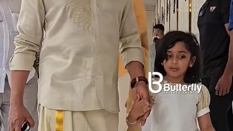 ദിലീപിനോട് ഇംഗ്ലീഷിൽ പരാതിപറയുന്ന മഹാലക്ഷ്മി 🤩 | Dileep at Jayaram Daughter Wedding