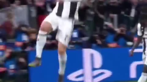 cr7 os desea lo mejor